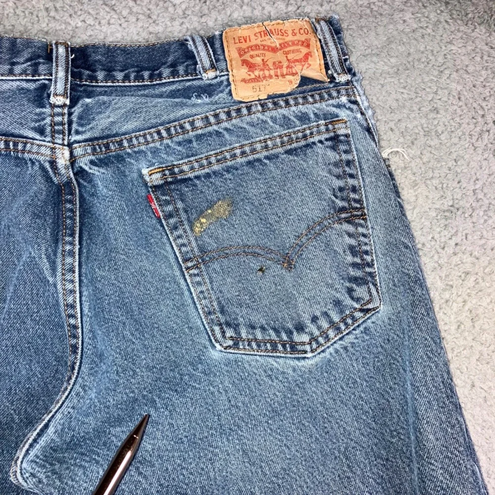 Vtg Levi's 517 Bootcut Jeans Mens 36x32 Blue Distressed Thrashed Punk Grunge Y2K